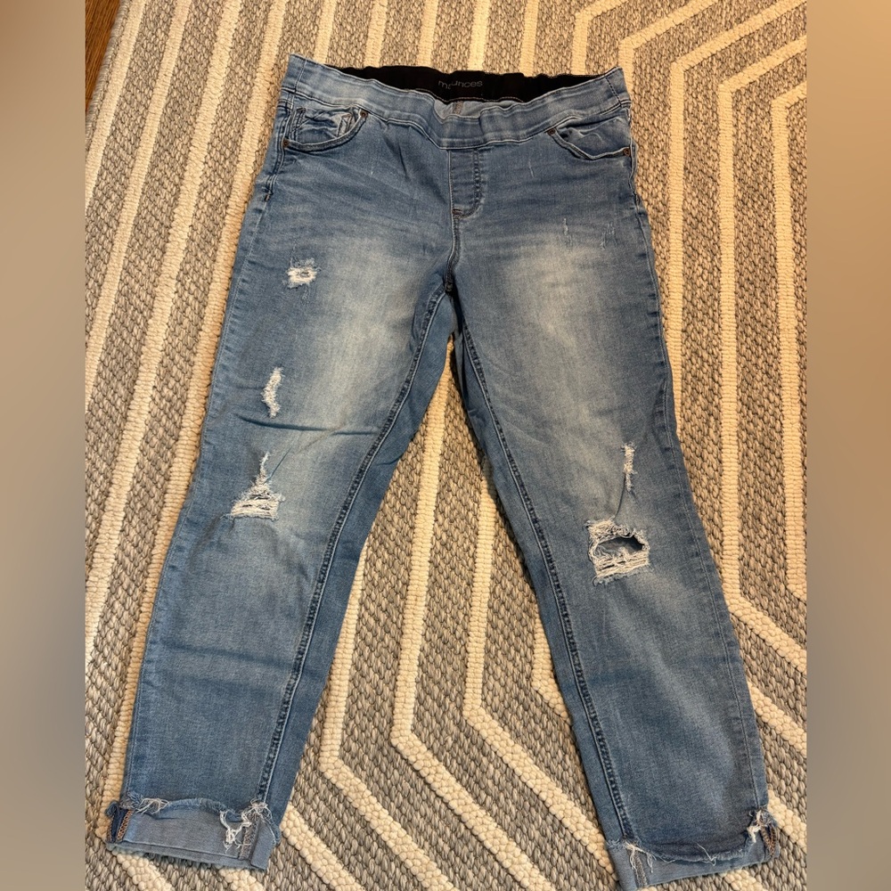 Maurices Light Blue Distressed Ankle Jeggings